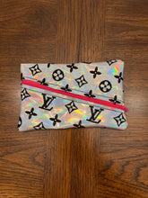 Load image into Gallery viewer, Diagonal Zipper Pouch

