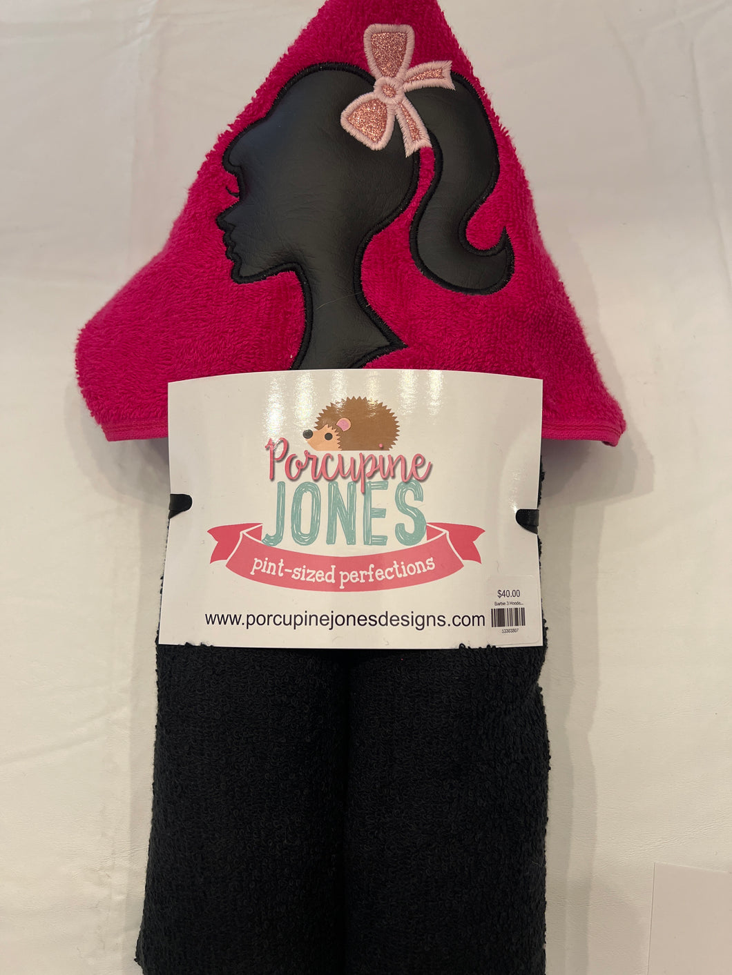 Barbie 3 Hooded Towel