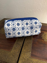 Load image into Gallery viewer, Boxy Zipper Bag
