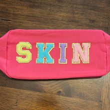 Load image into Gallery viewer, Letter Make-up Bag
