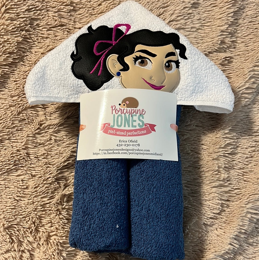 Luisa Hooded Towel
