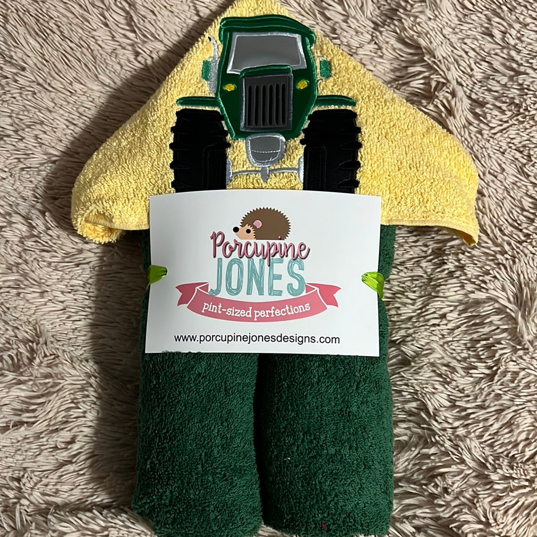 John Deere Hooded Towel