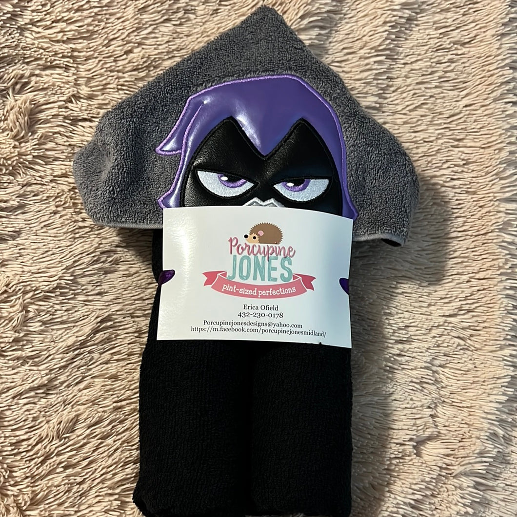 Raven Hooded Towel